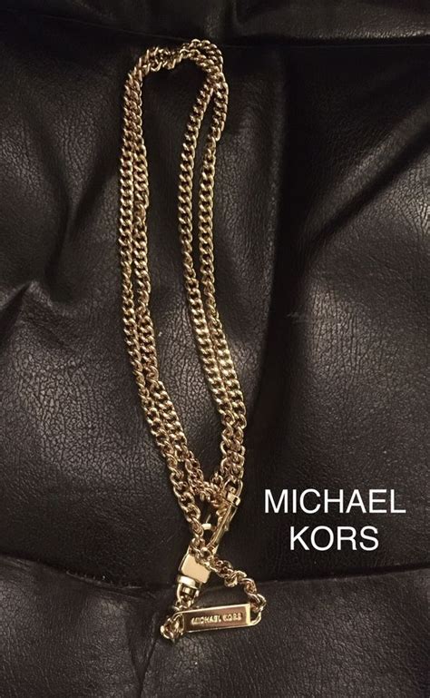 michael kors gold chain for shirt